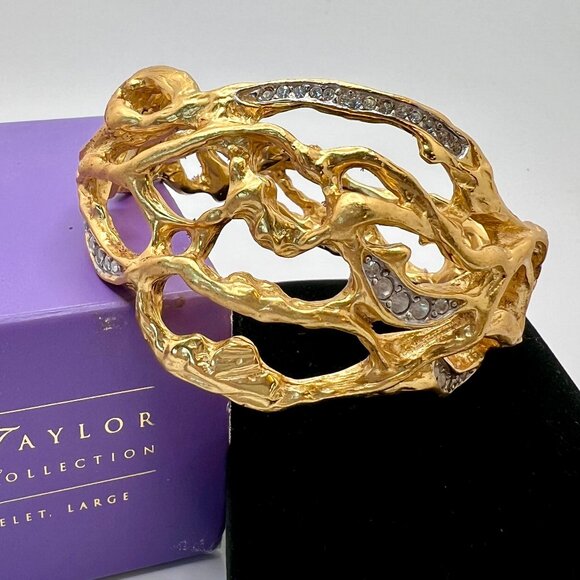 Elizabeth Taylor for Avon Treasured Vine Bracelet - Large - Picture 1 of 8